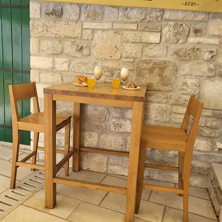 Old Town فندق مبيت وإفطار بول